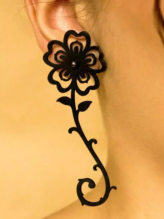 TUN LADY FLOWER EARRINGS
