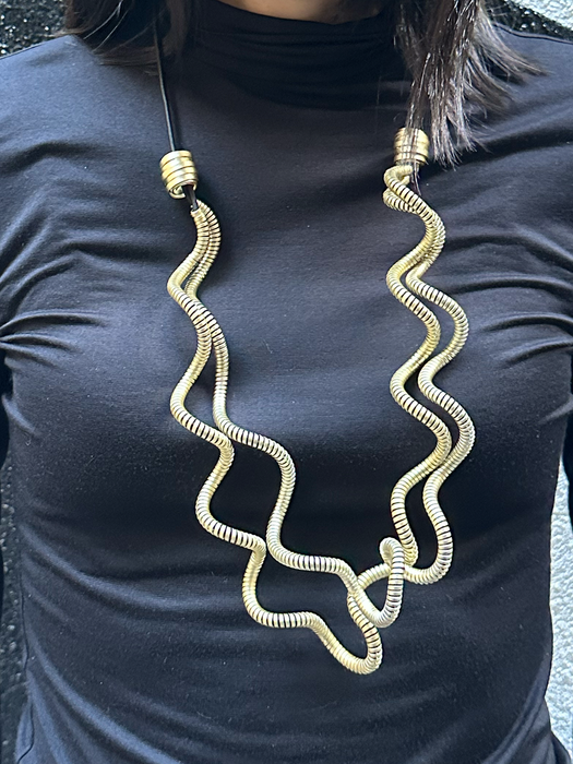 SQUIGS NECKLACE