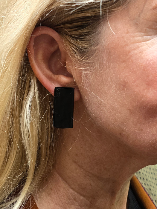 MONICA TEXTURED REC EARRINGS