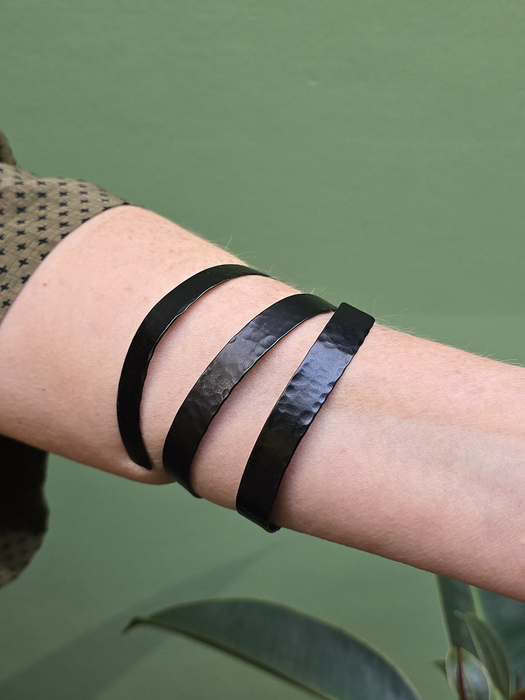 MONICA THICK SCUP BRACELET