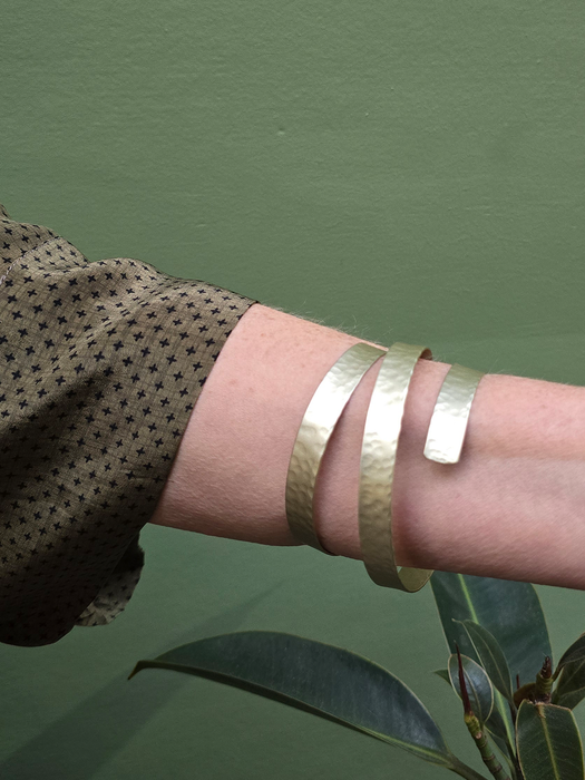 MONICA THICK SCUP BRACELET