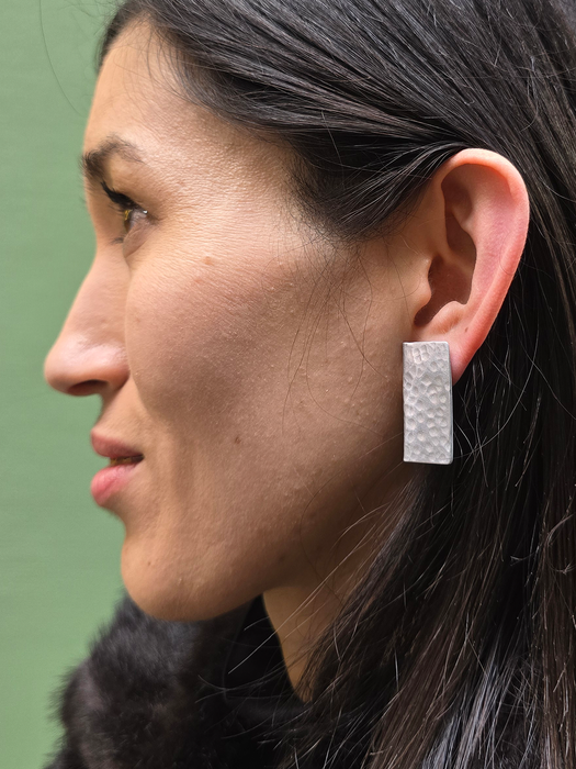 MONICA TEXTURED REC EARRINGS