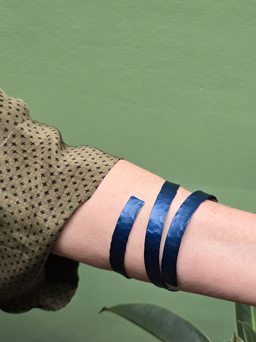 MONICA THICK SCUP BRACELET