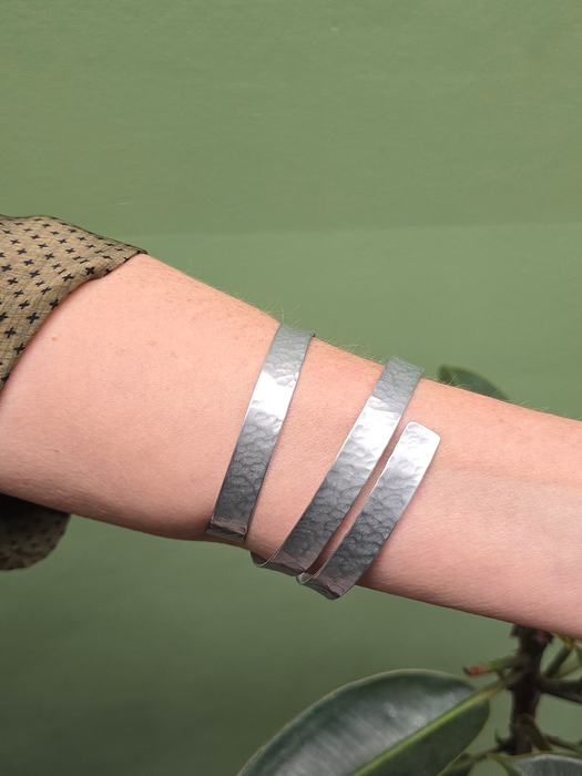 MONICA THICK SCUP BRACELET
