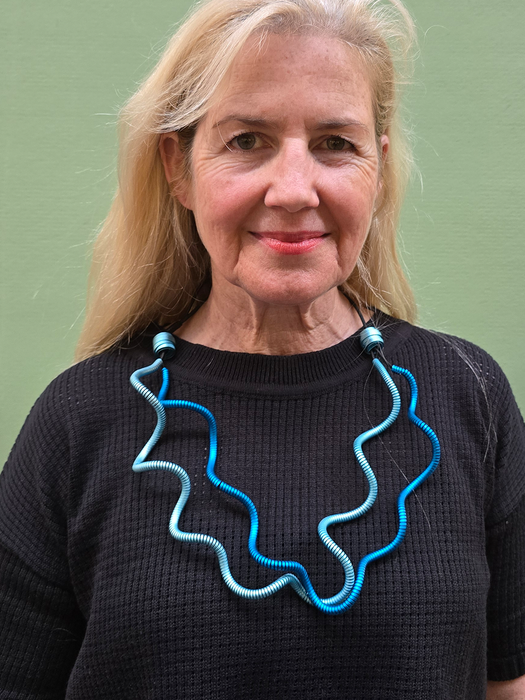 SQUIGS NECKLACE