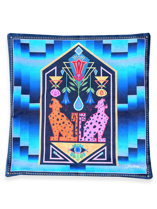 KATIRA Velvet Cushion: Protection