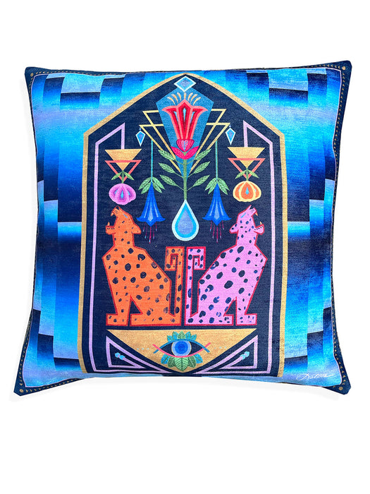 KATIRA Velvet Cushion: Protection