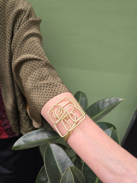 LOCO CUBE SPIRAL BRACELET