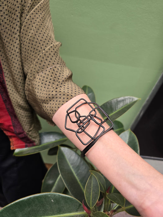LOCO CUBE SPIRAL BRACELET