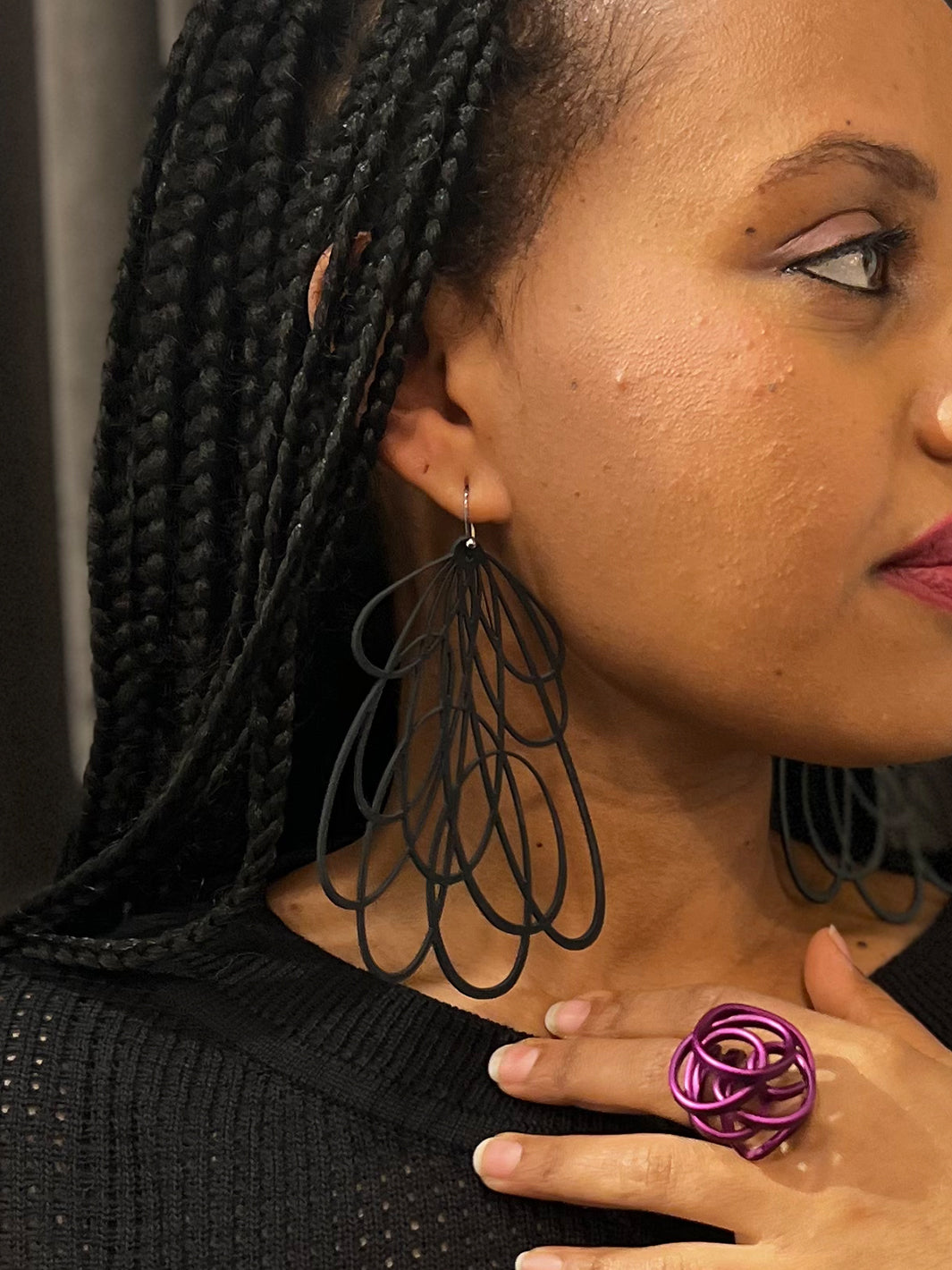 TUN TWIST EARRINGS