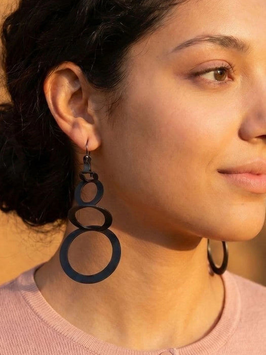 TUN OPA EARRINGS