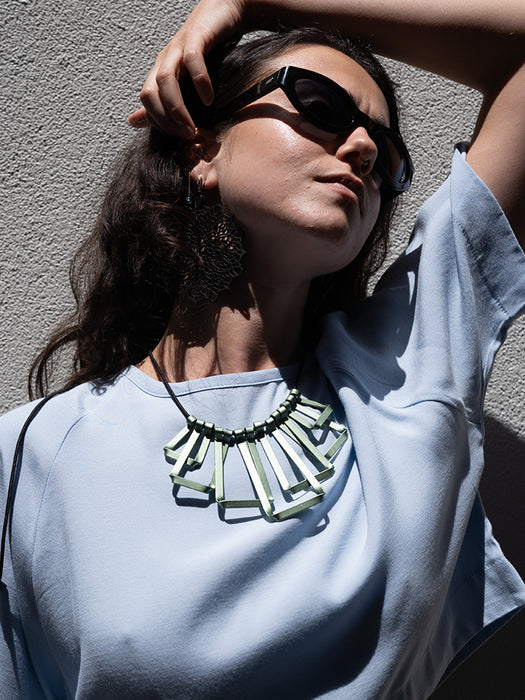 MONICA TRAP NECKLACE