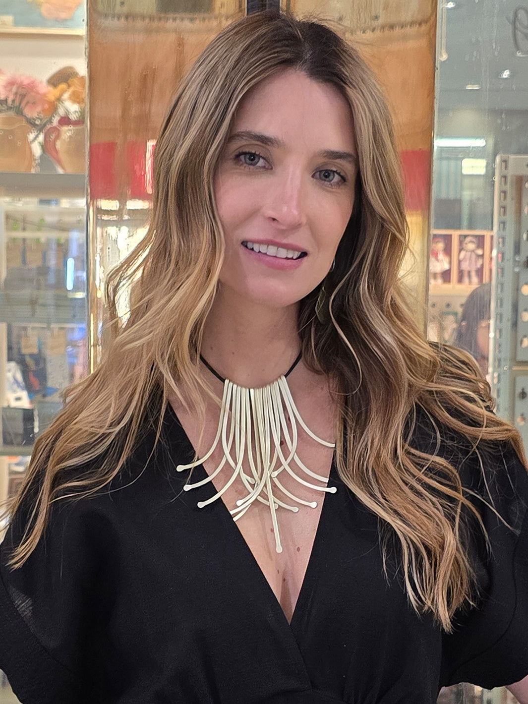 MONICA STRAWS NECKLACE