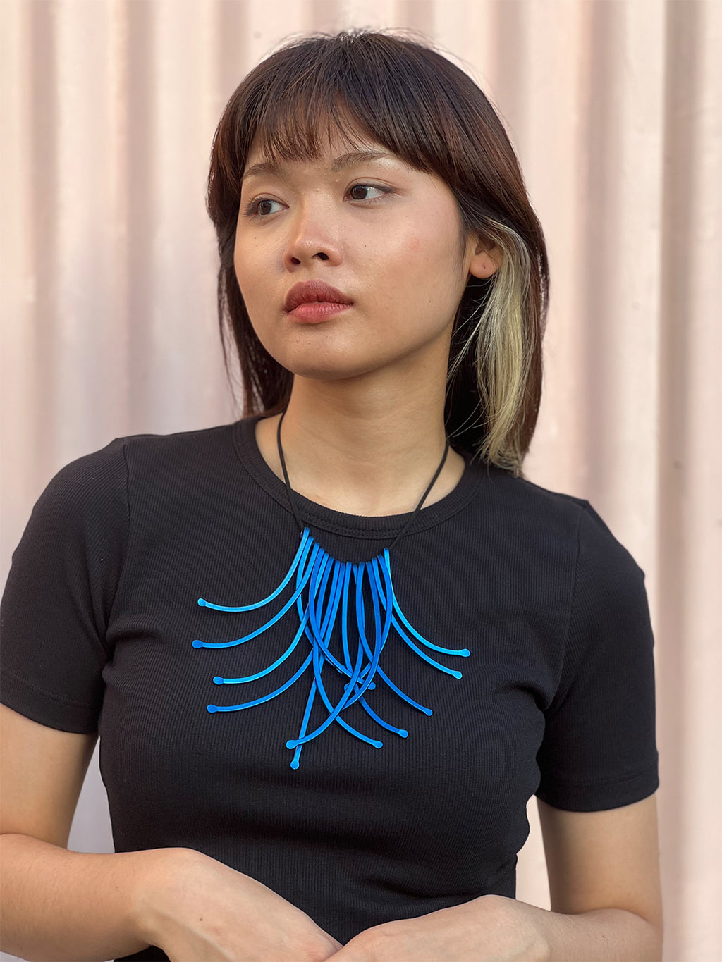 MONICA STRAWS NECKLACE