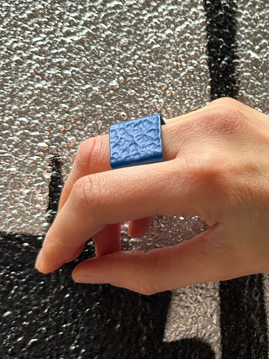 MONICA SQUARE RING