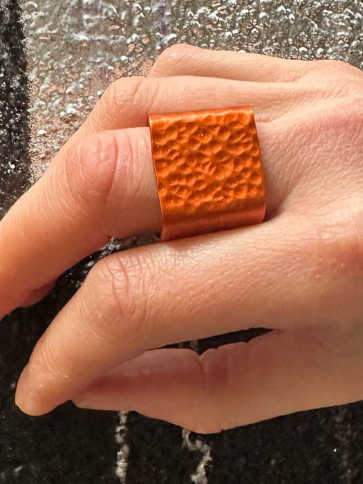 MONICA SQUARE RING
