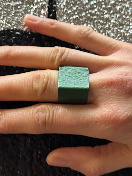 MONICA SQUARE RING
