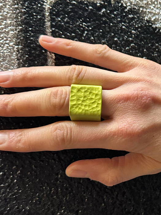 MONICA SQUARE RING