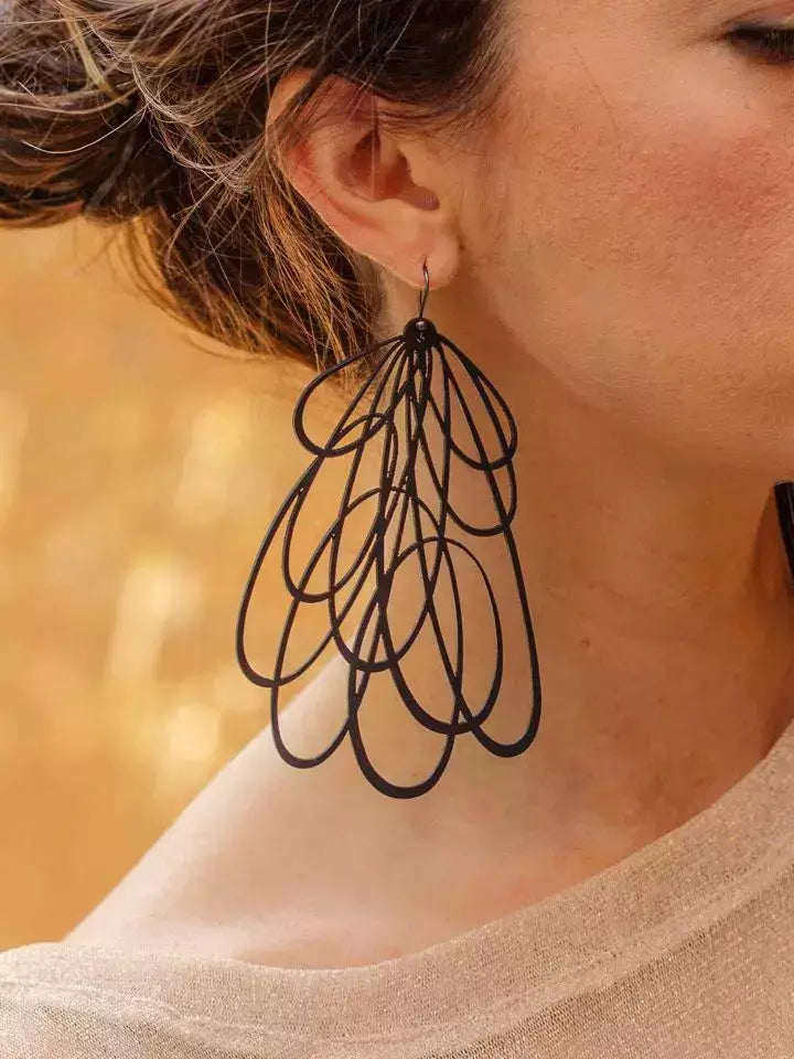 TUN TWIST EARRINGS