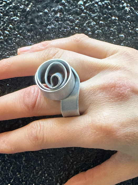 KNOT RING