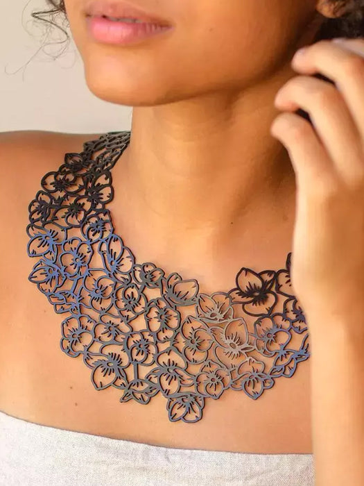 TUN HORTENCIA NECKLACE