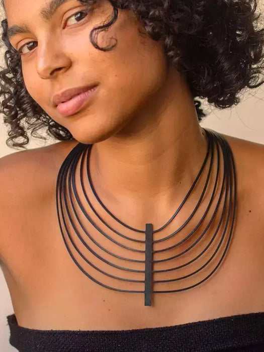 TUN BUNMI NECKLACE
