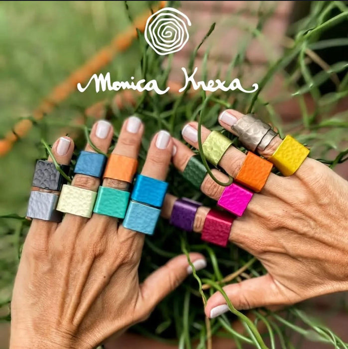 MONICA SQUARE RING