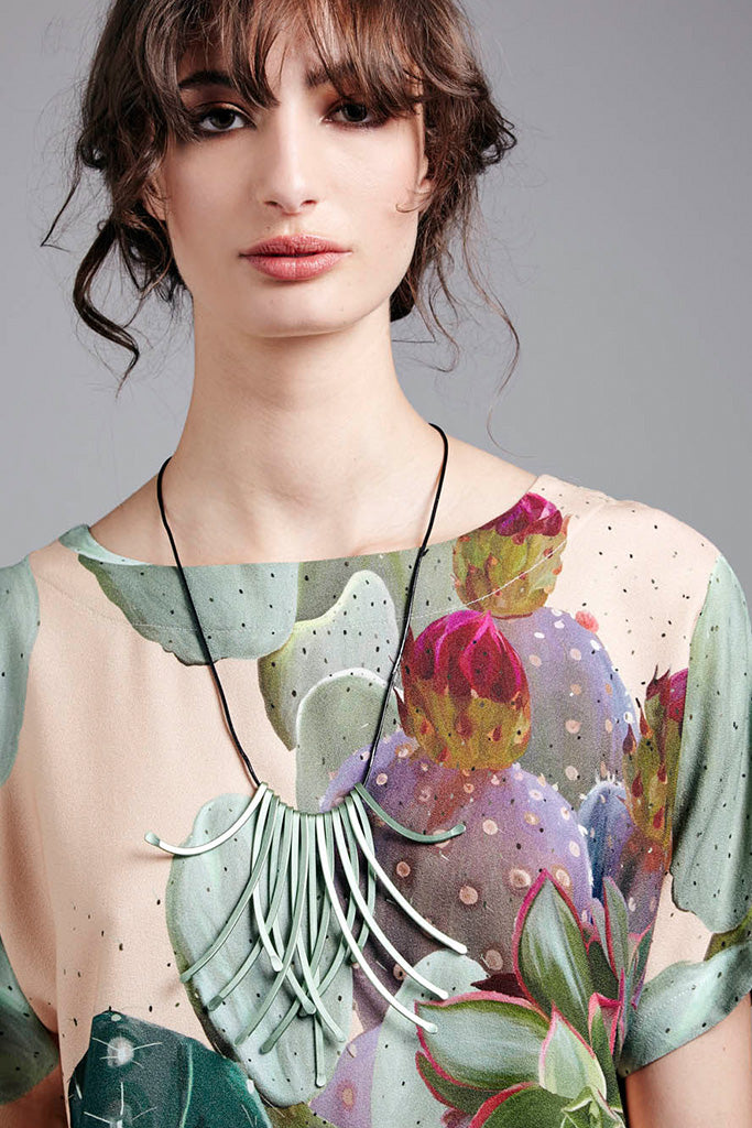 MONICA STRAWS NECKLACE