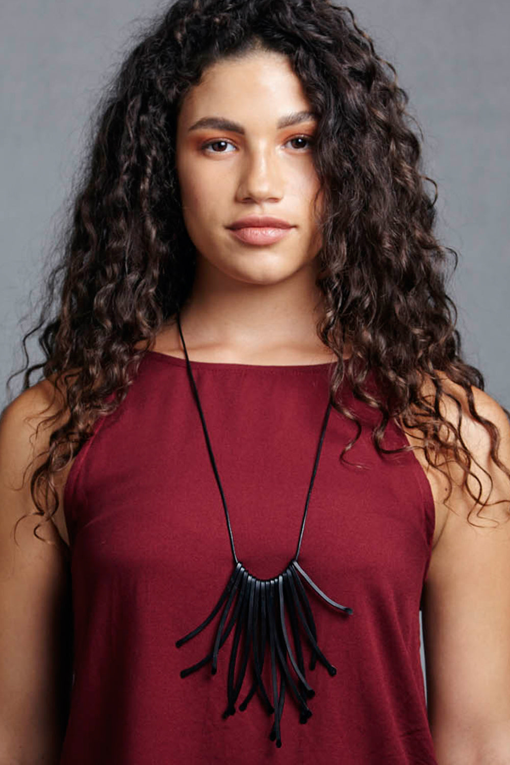MONICA STRAWS NECKLACE
