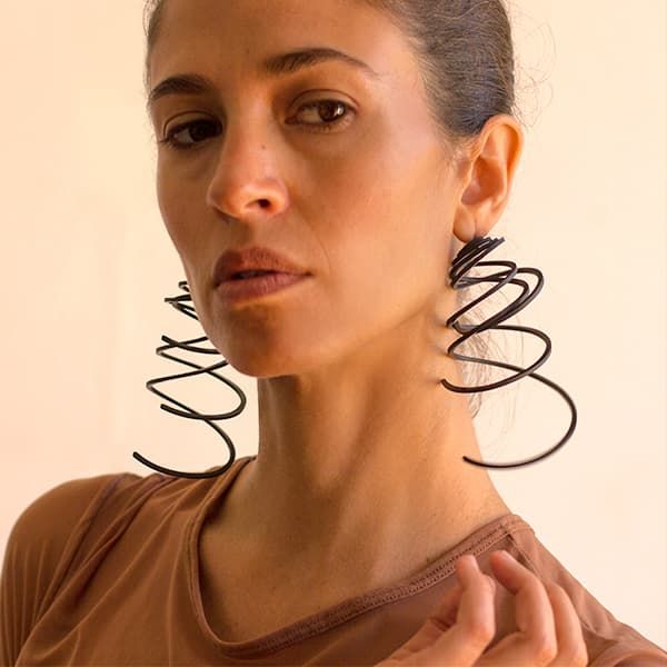 TUN CARACOL EARRINGS