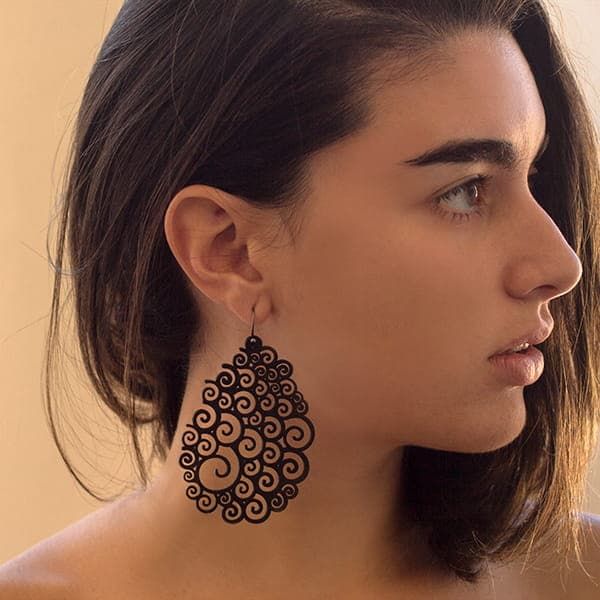 TUN FLOW EARRINGS