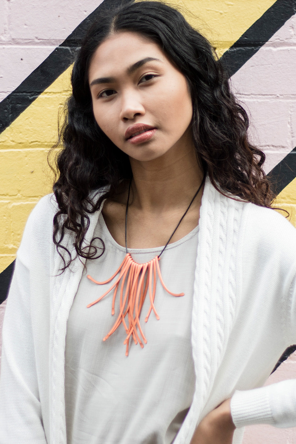 MONICA STRAWS NECKLACE